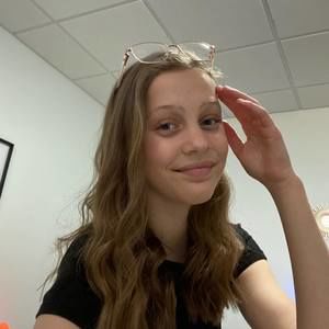 Meet your Posher, Jade